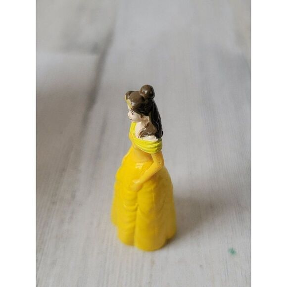 Miniature yellow gown dress Belle Disney beauty Beast toy - Picture 3 of 6